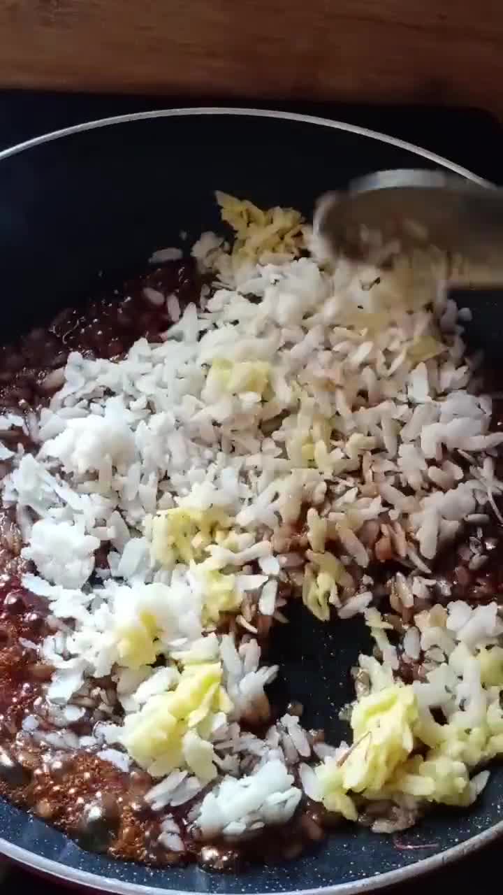 नैवेद्यम रेसिपी गोड पोहे (neivedyam recipe god poha recipe in hindi) रेसिपी चरण 4 फोटो