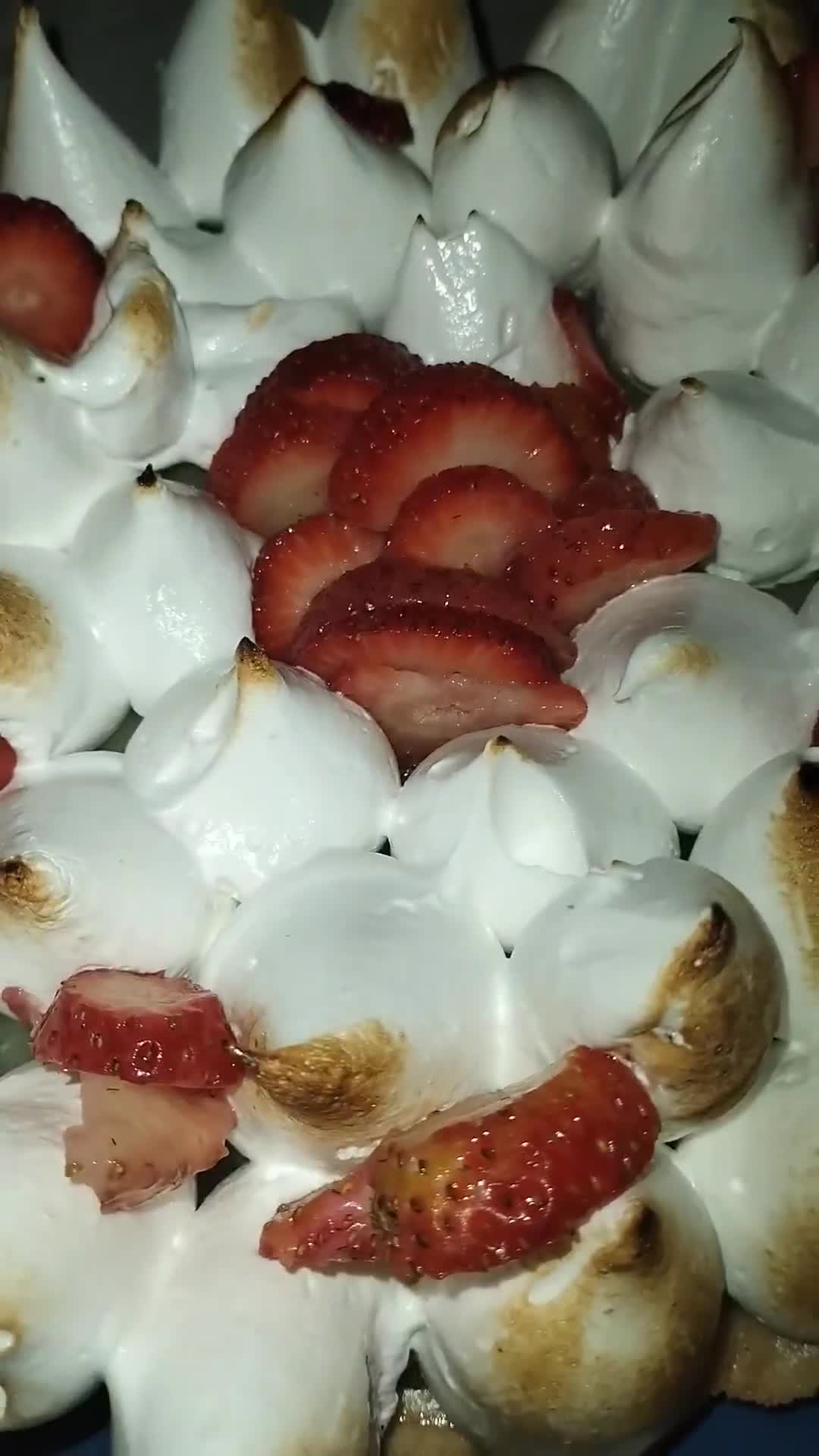 Foto del paso 8 de la receta: Tarta de limón y frutillas!!🍓🍓