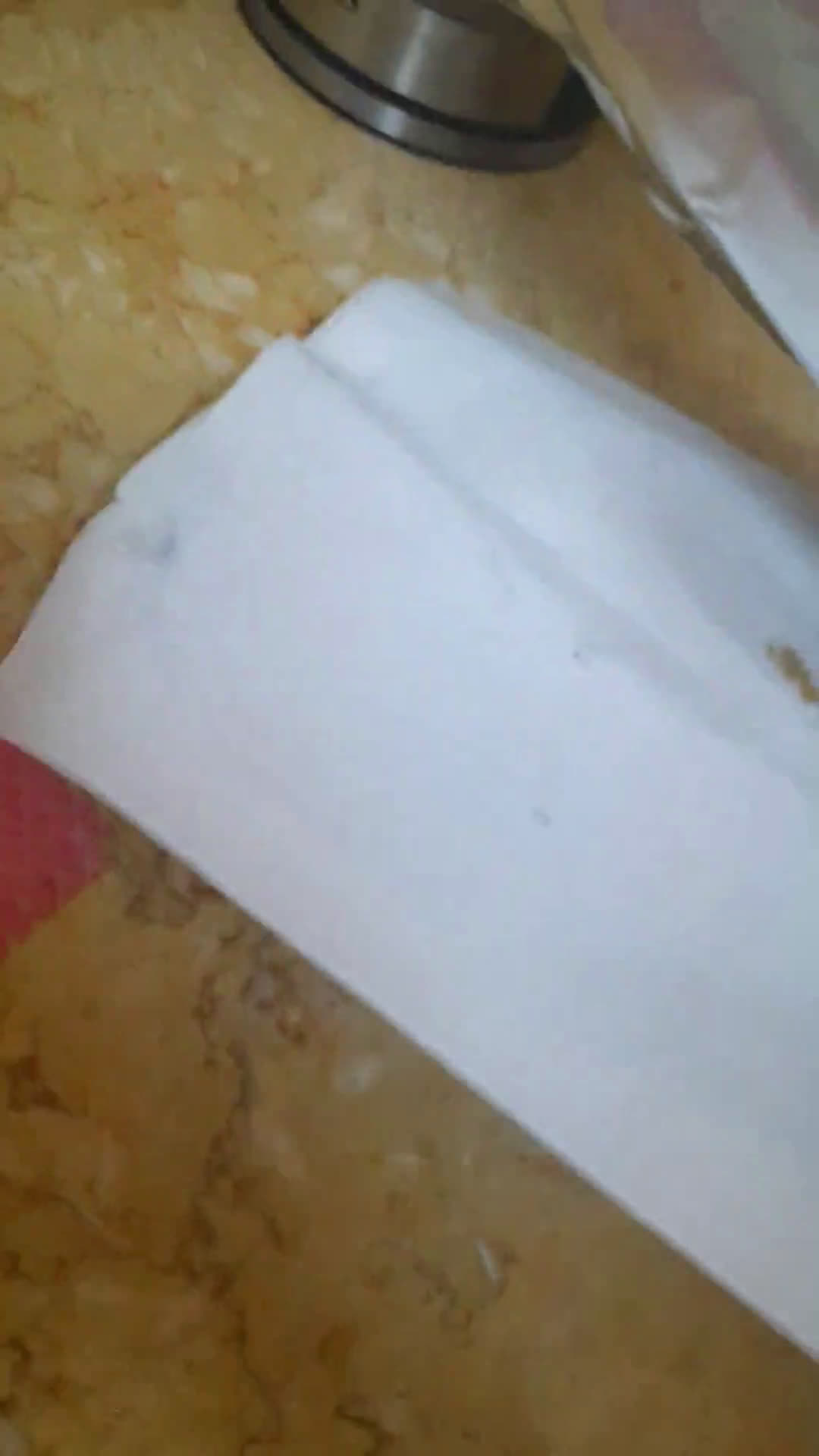 صورة لخطوة 5 من وصفة صينية الدجاج بالبطاطس في الفرن بتتبيلة لذيذة 🥔🥔🍗🍗