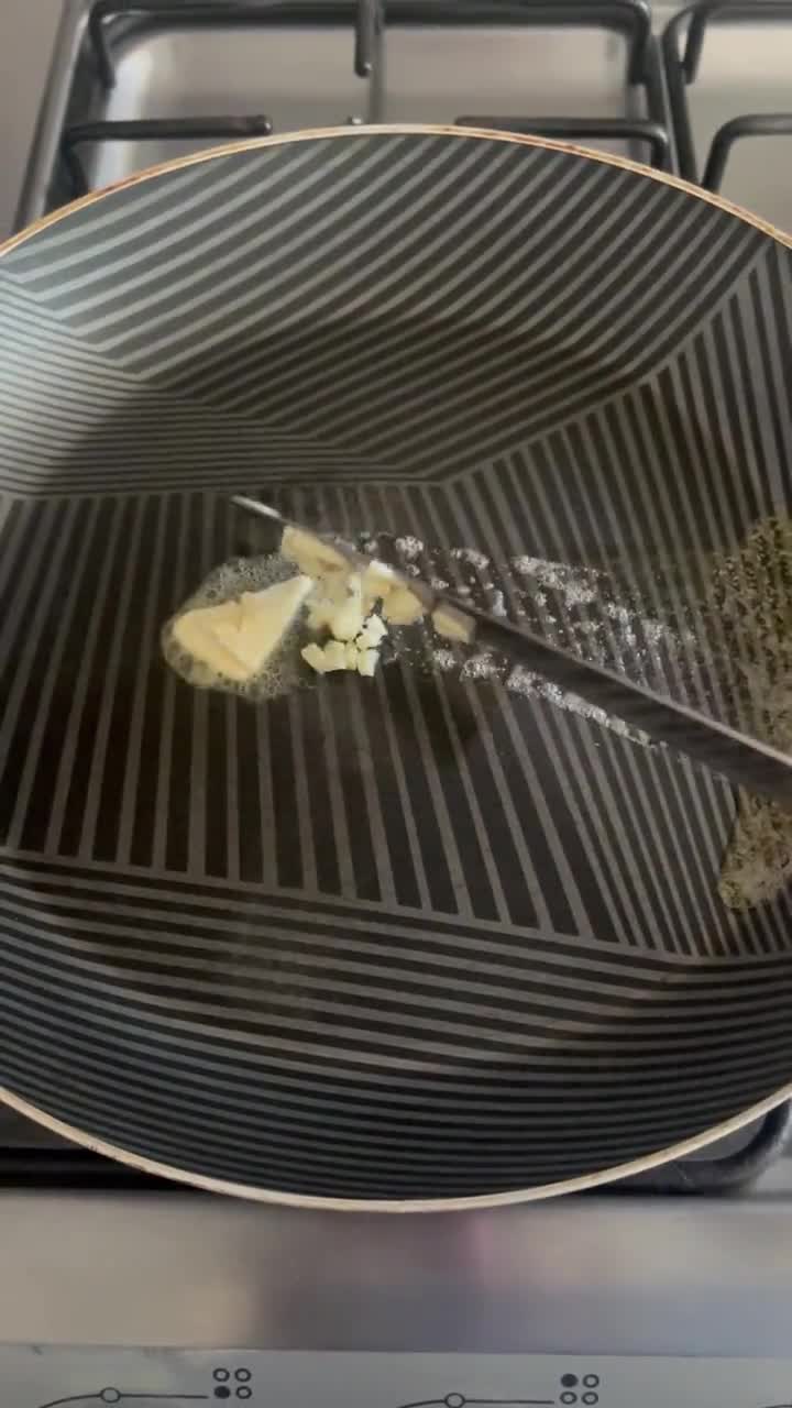 Foto del paso 1 de la receta: Pollo en chipotle