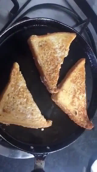 फ्रेंच टोस्ट (French toast recipe in hindi) रेसिपी चरण 5 फोटो