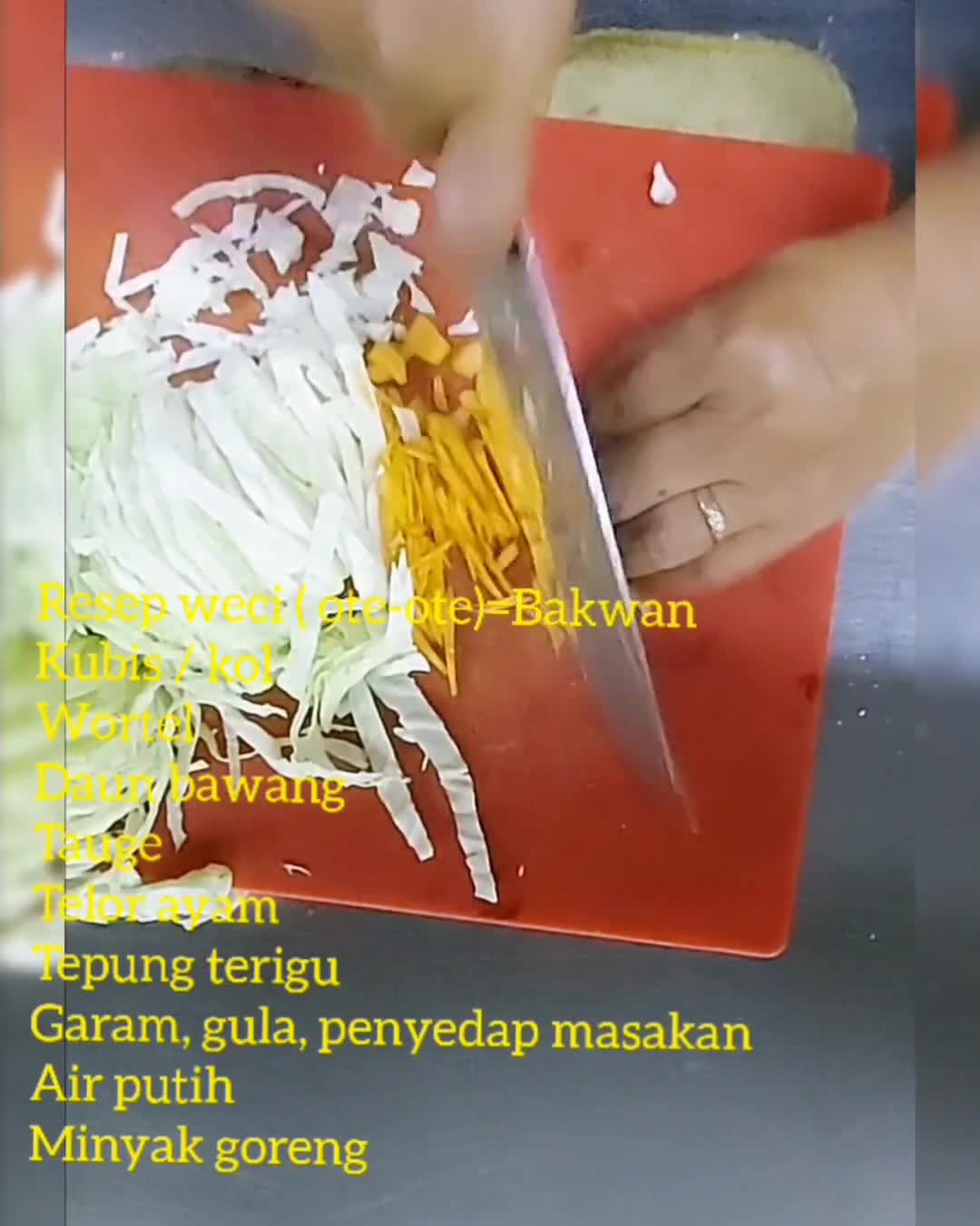 Foto langkah ke 1 dari resep Ote-ote khas kota Malang.