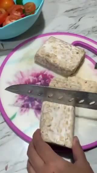 Foto langkah ke 1 dari resep Tempe Geprek Kemangi.