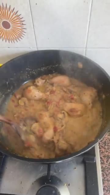 Foto del paso 1 de la receta: Muslitos de pollo con coco y mostaza