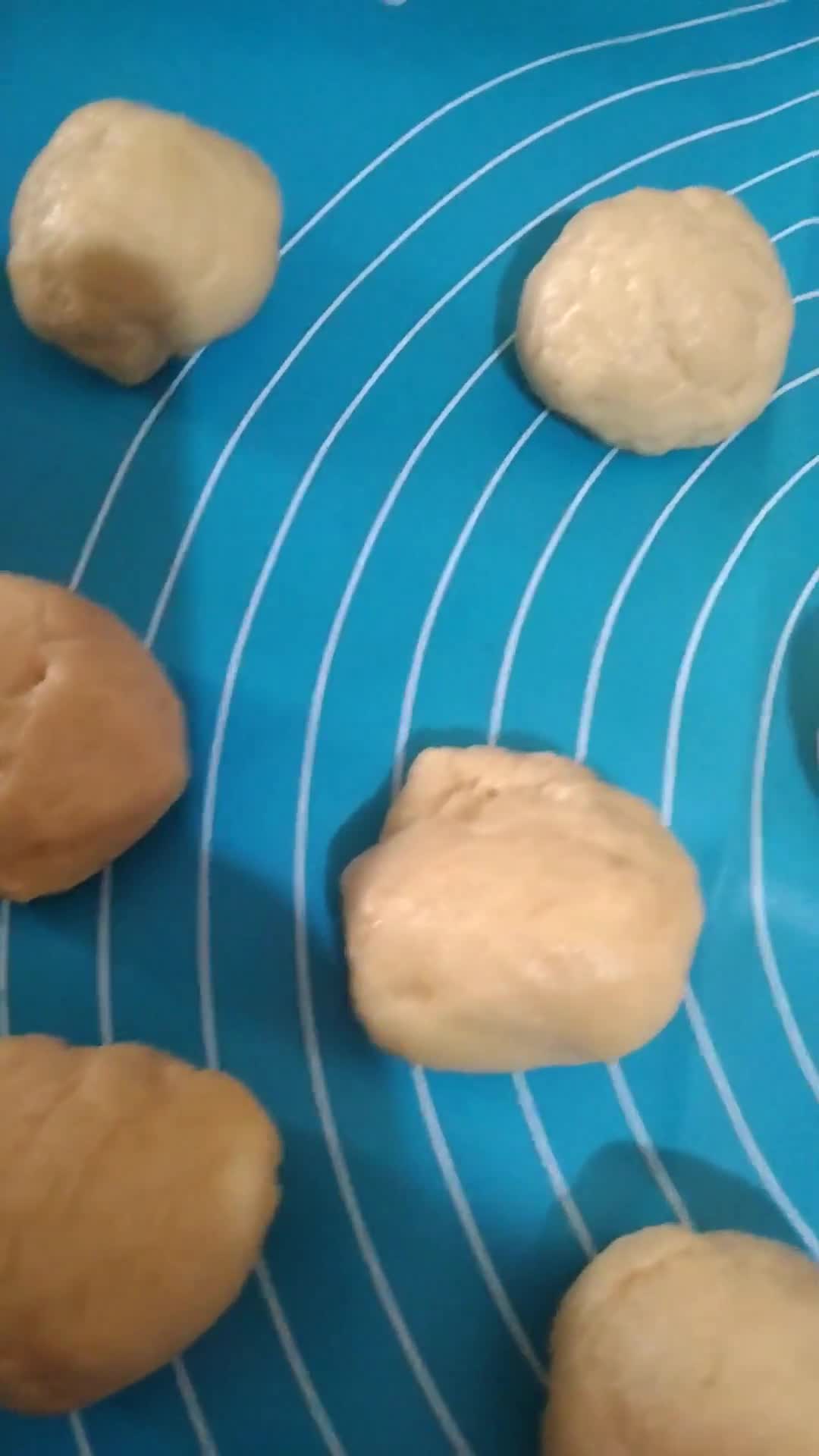 Foto langkah ke 6 dari resep Donat homemade.