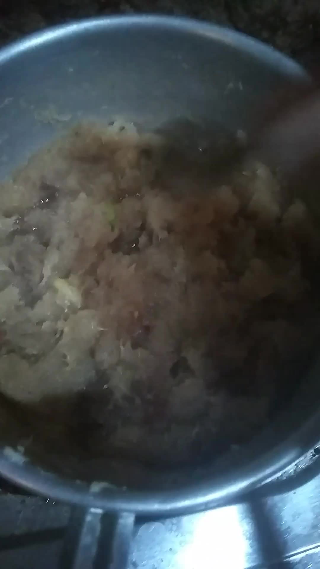 Foto langkah ke 4 dari resep Bola Bola Manisan Pepaya Muda Asam Jawa Bunga Telang.