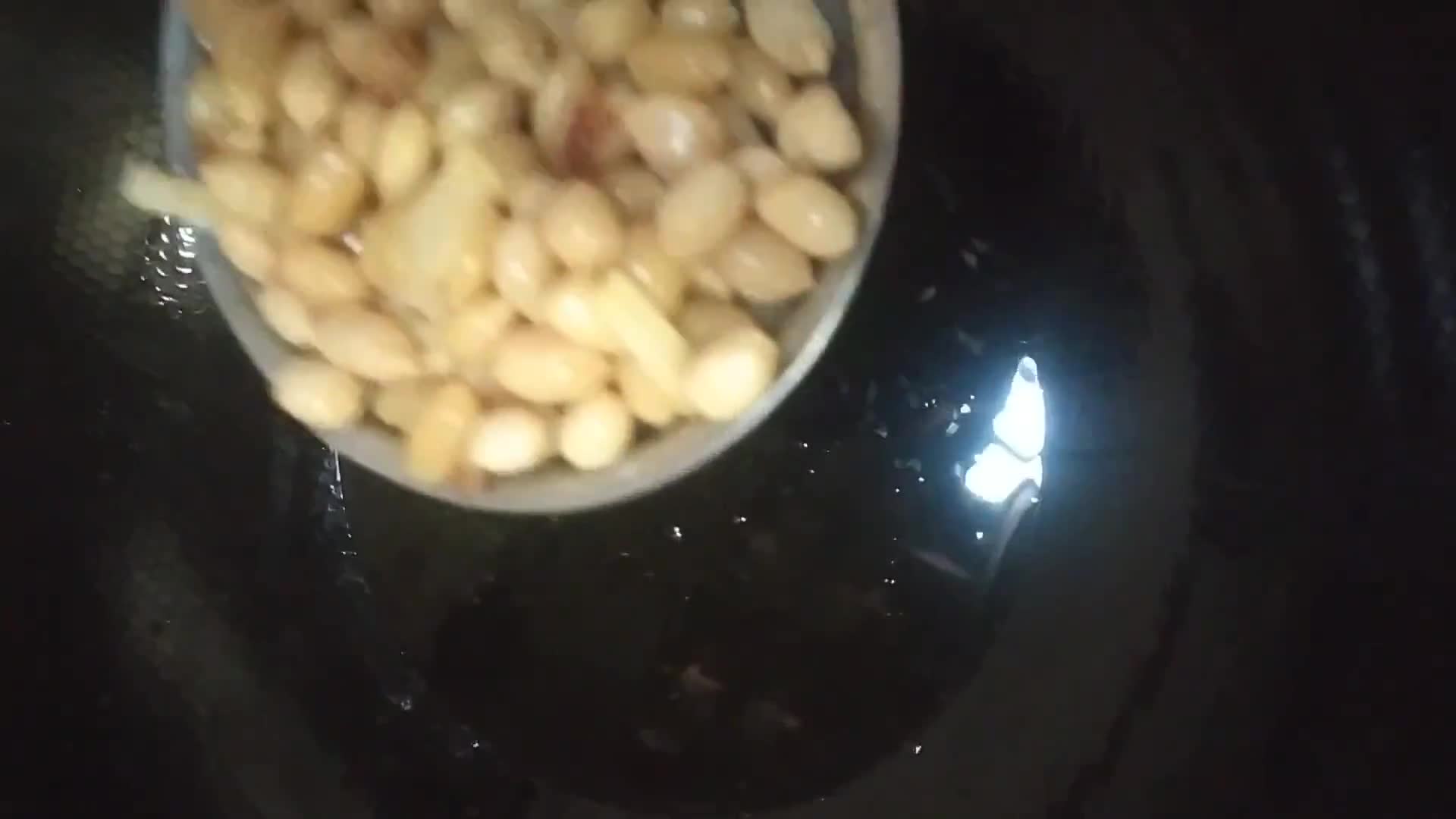 Foto langkah ke 3 dari resep Kacang Bawang.