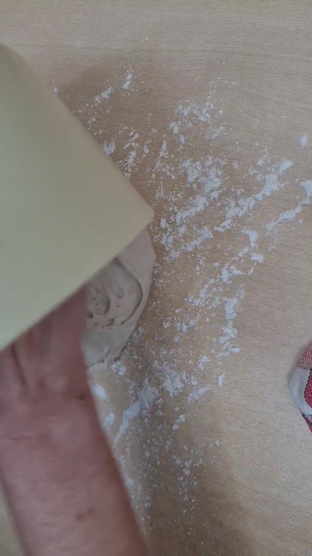 Foto del paso 4 de la receta: Pan de masa madre 🥖 Harina común, agua, sal y lenta fermentación ♥️