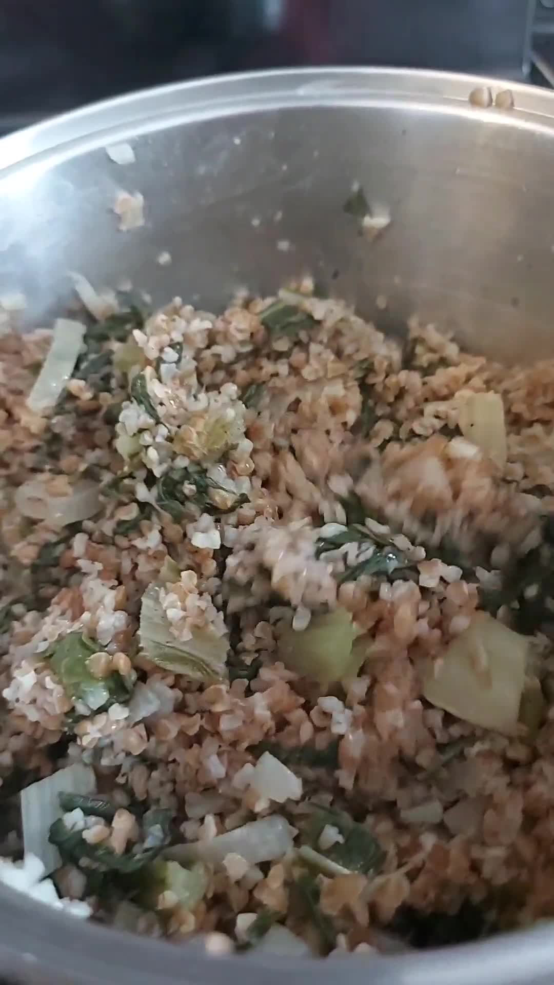 صورة لخطوة 2 من وصفة مدبله السلق