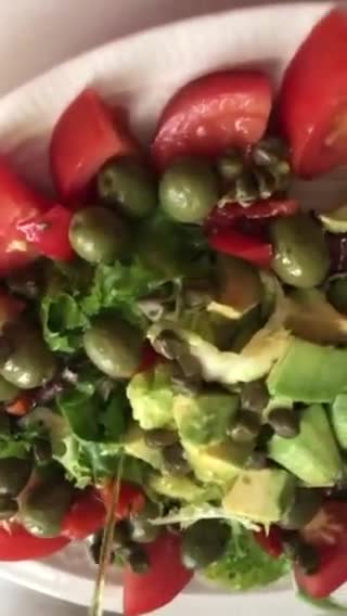 Foto del paso 4 de la receta: Ensalada energizante para currantes (2)