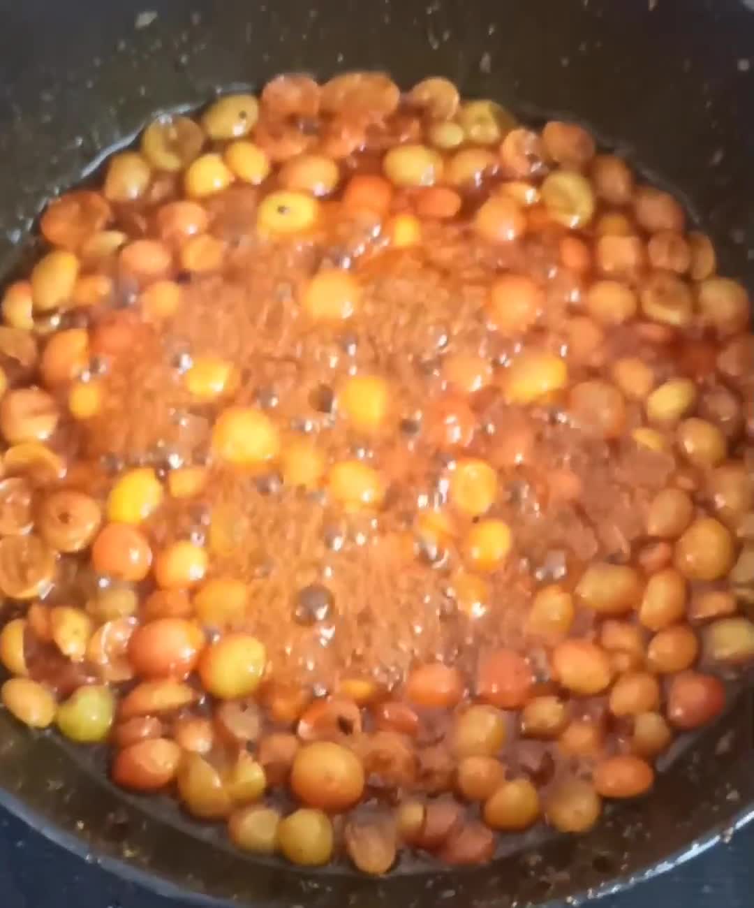 A picture of step 2 of Sweet & sour pickle of karonda.