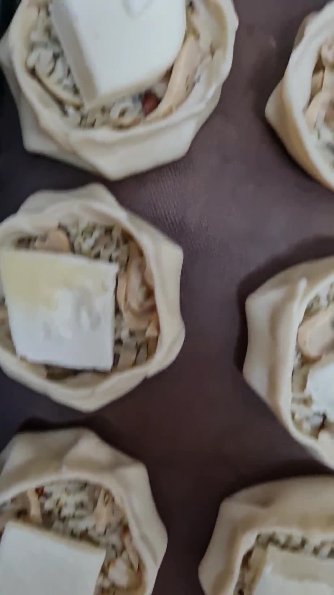 Foto del paso 3 de la receta: Canastitas de arroz integral con champignones 🍚 🍄