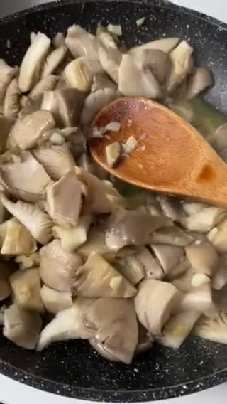 Foto del paso 3 de la receta: Setas al ajillo