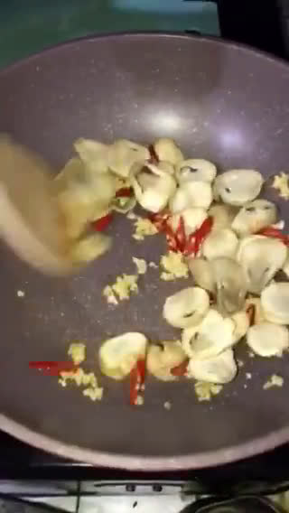 Foto langkah ke 5 dari resep Pakcoy jamur kuah siram.
