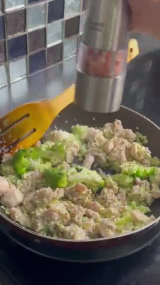 Foto langkah ke 6 dari resep 126. Chicken Broccoli Casserole.