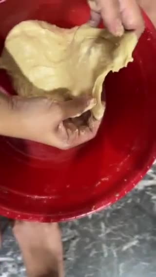 Foto langkah ke 5 dari resep DONUT KENTANG AUTOLISIS ANTI GAGAL (Asal Sabar).