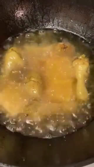 A picture of step 4 of Ayam Penyet (Squeeze Chicken).