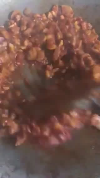 Gambar langkah 7 resipi Pizza Versi Malas.