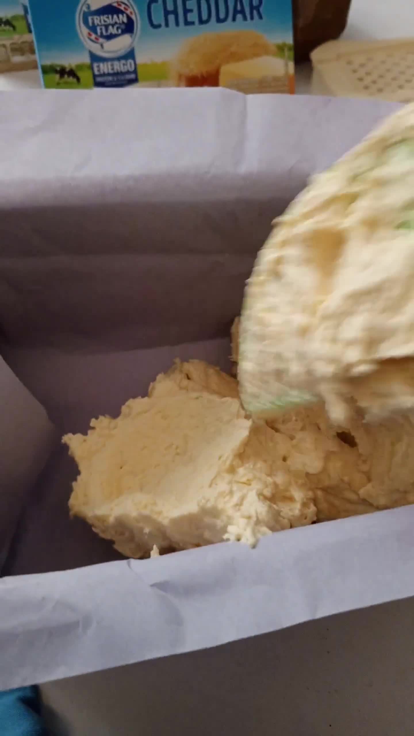 Foto langkah ke 5 dari resep Lekker Holland Nanas Keju.