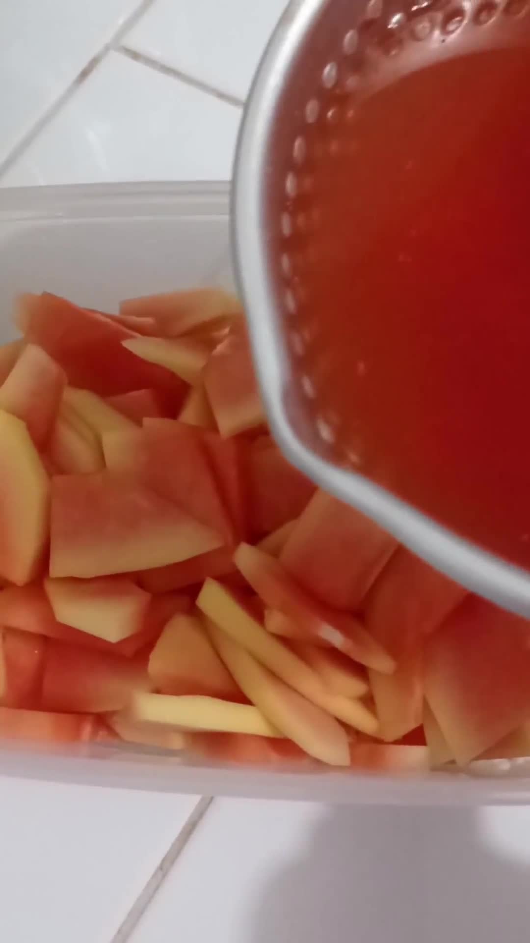 Foto langkah ke 2 dari resep Asinan Pepaya Mengkal.