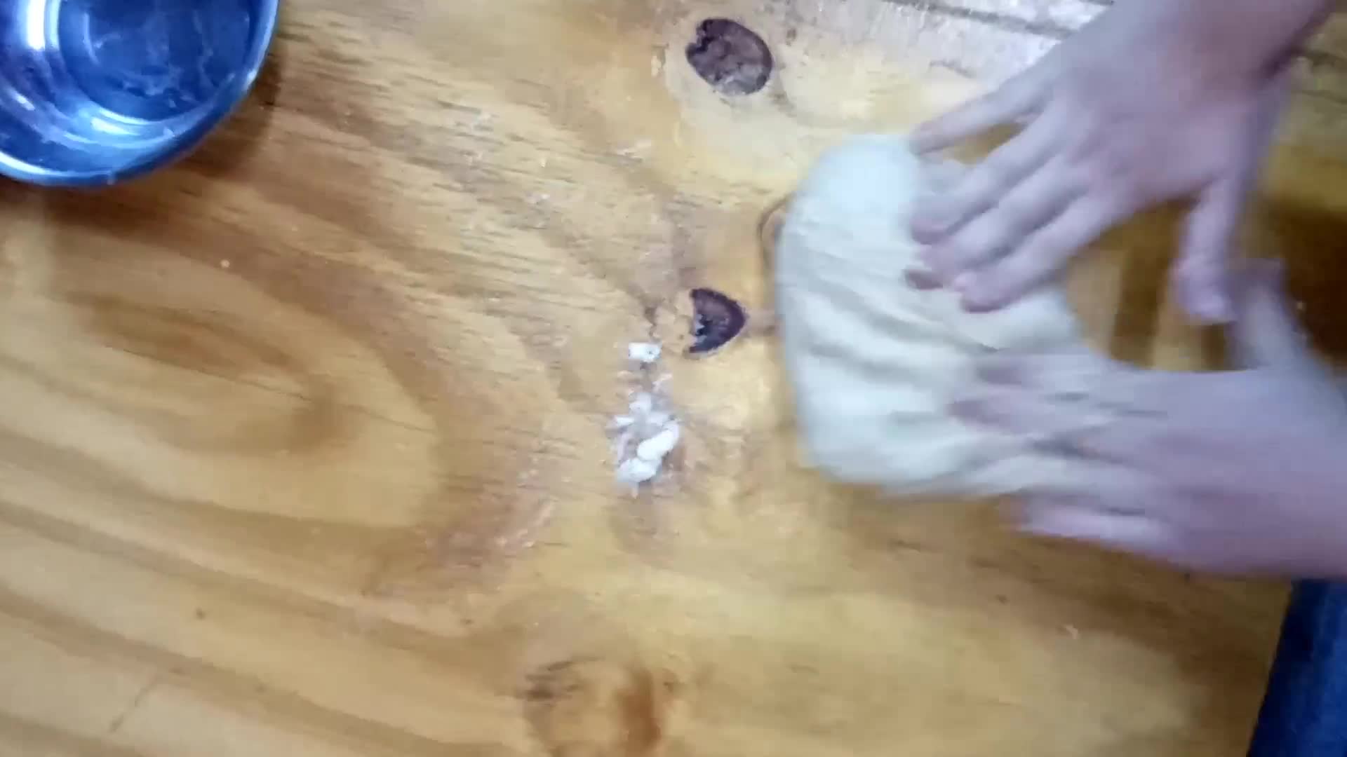 Foto del paso 5 de la receta: Torta 80 golpes con levadura seca