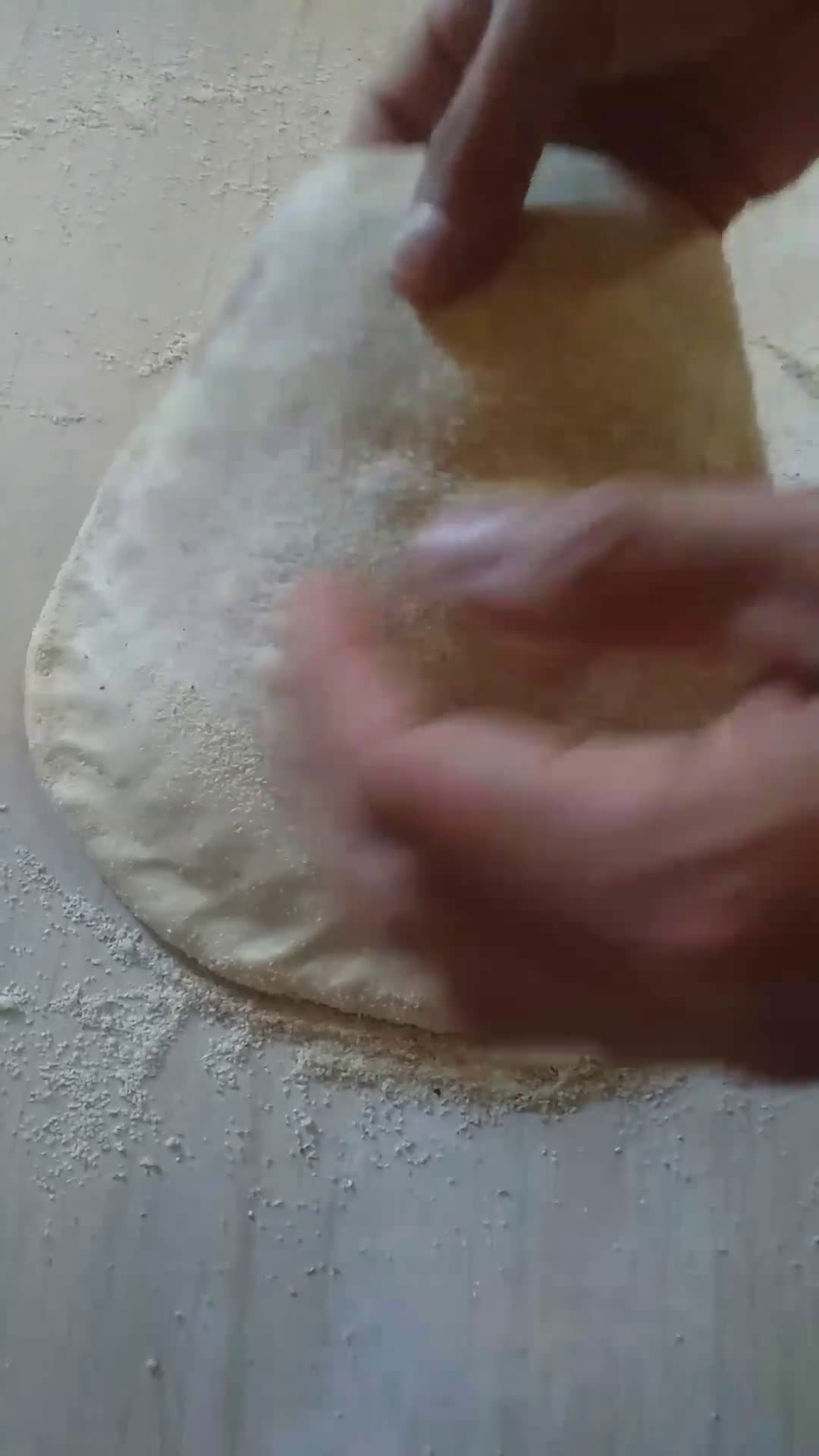 Foto del paso 6 de la receta: Calzone con salsa de tomate