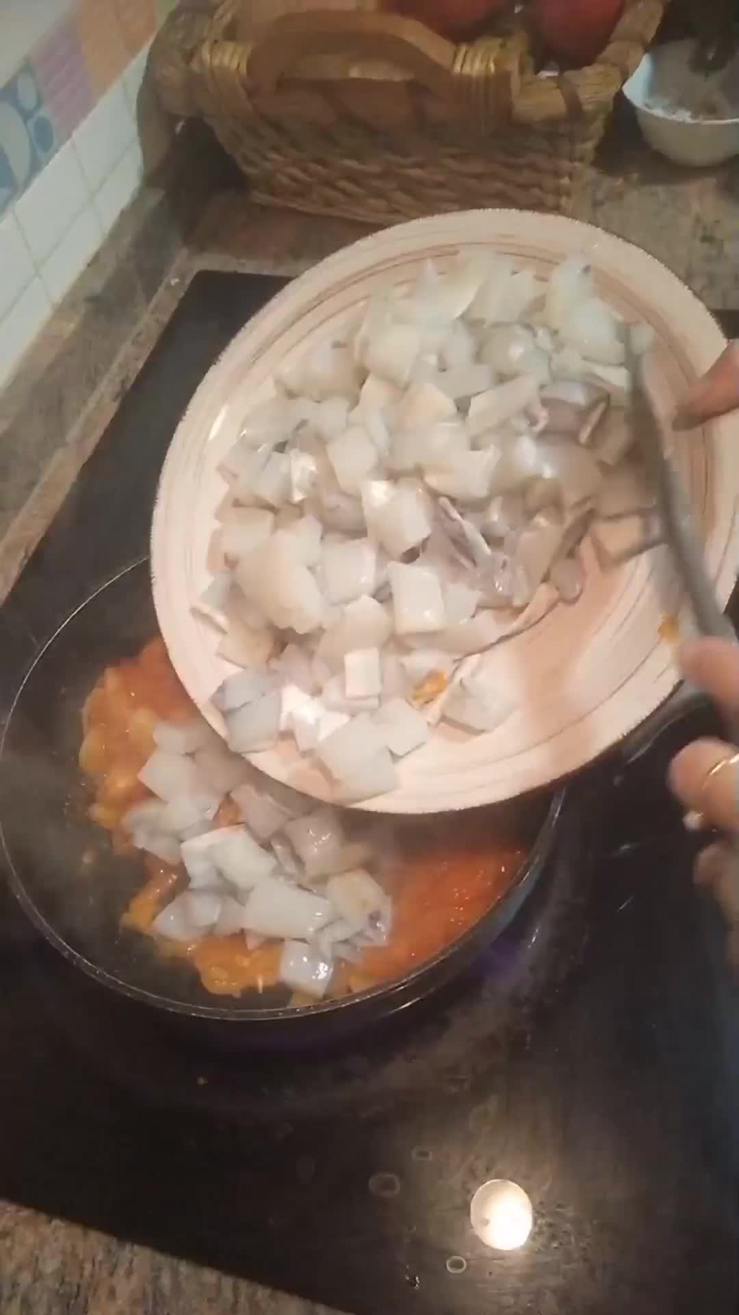 Foto del paso 2 de la receta: Sepia en salsa 🦑