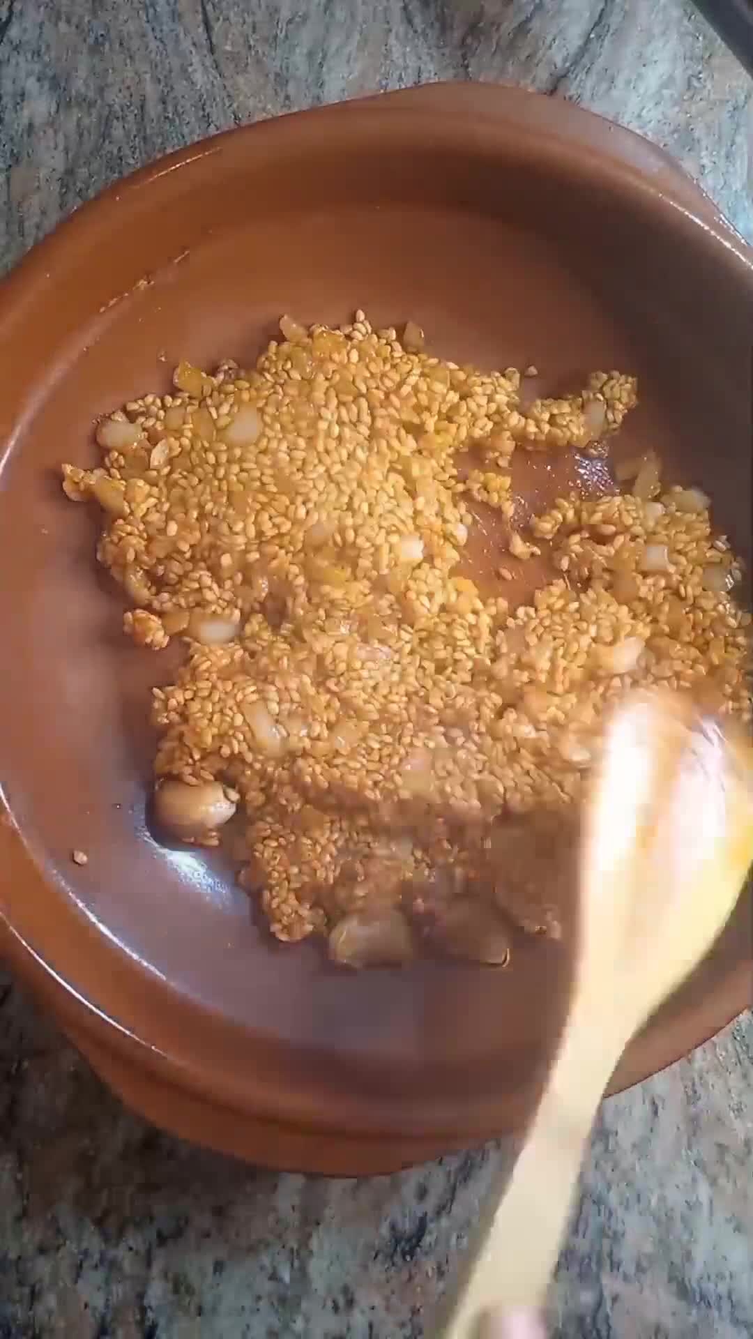 Foto del paso 3 de la receta: Arroz con pollo al horno 🥘