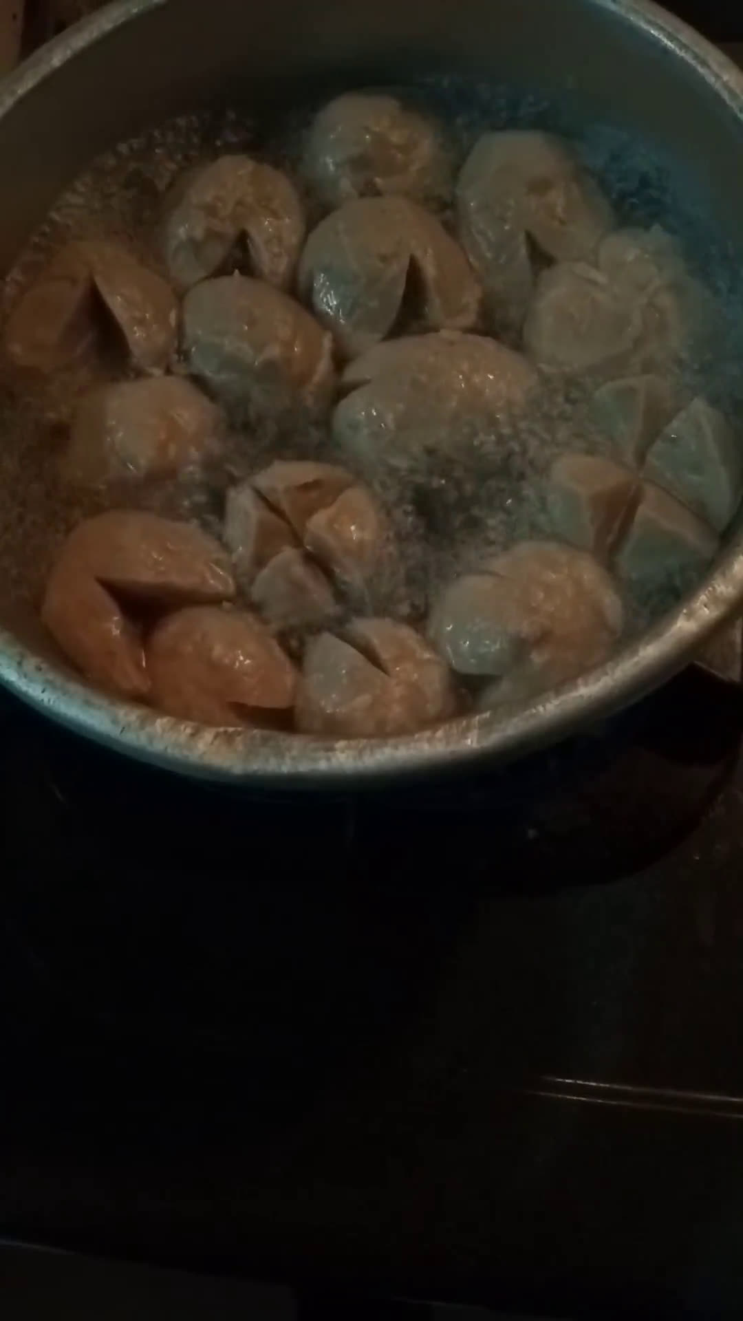 Foto langkah ke 2 dari resep Bakso Mercon Daun Jeruk.