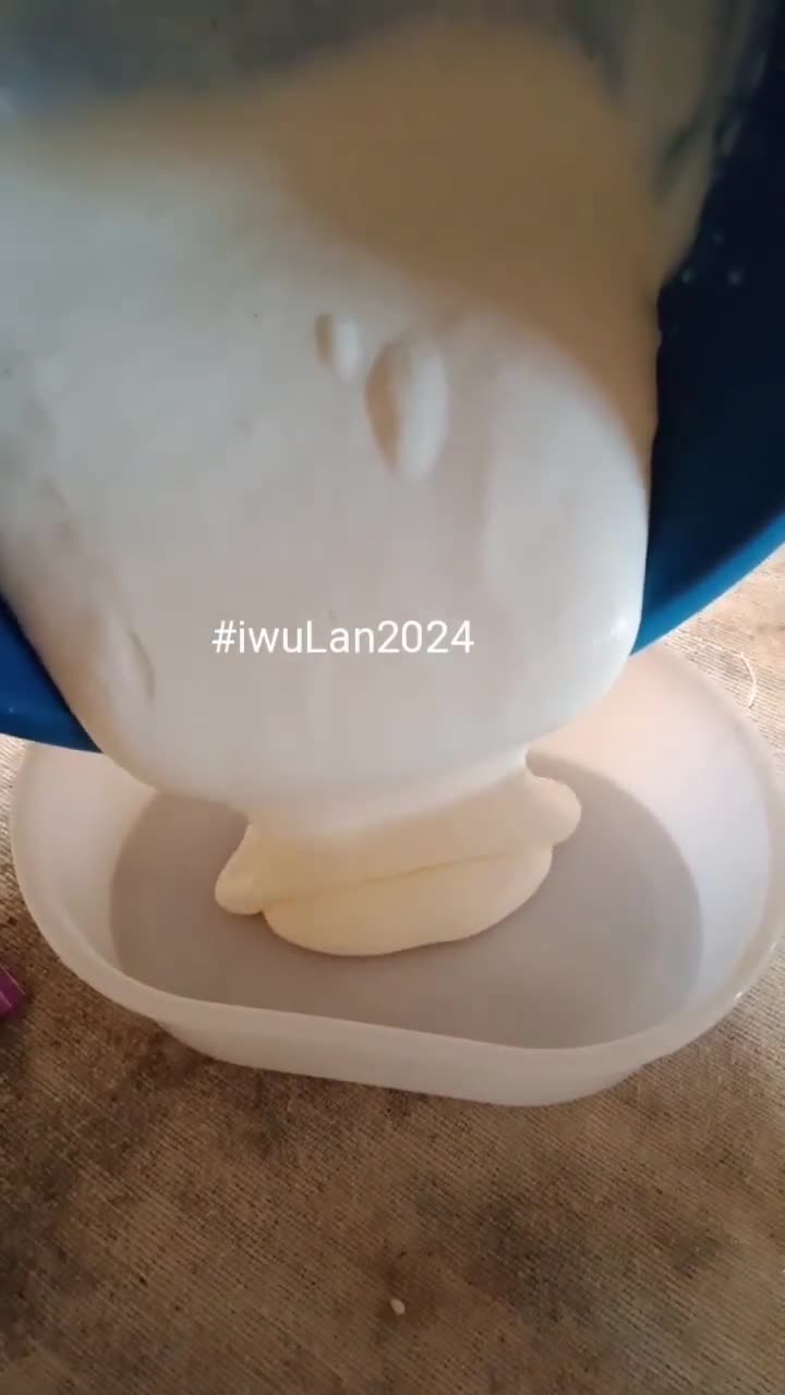 Foto langkah ke 3 dari resep Es Krim Susu Vanila.