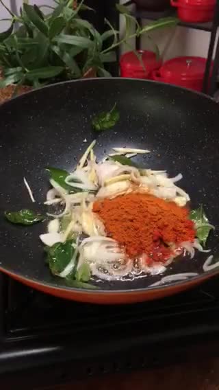 Gambar langkah 2 resipi Gulai Ikan Kembung.