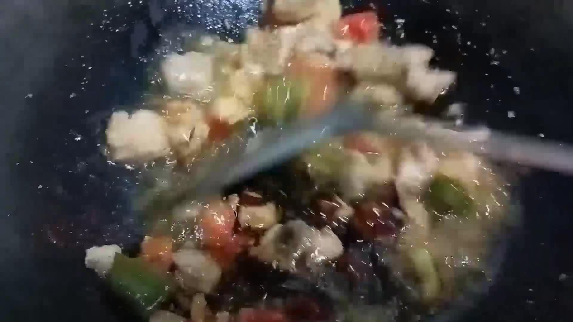 Foto langkah ke 4 dari resep Ayam lada hitam Saori.