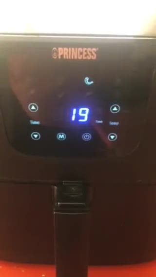 Foto del paso 3 de la receta: Calabacín y gulas en airfryer