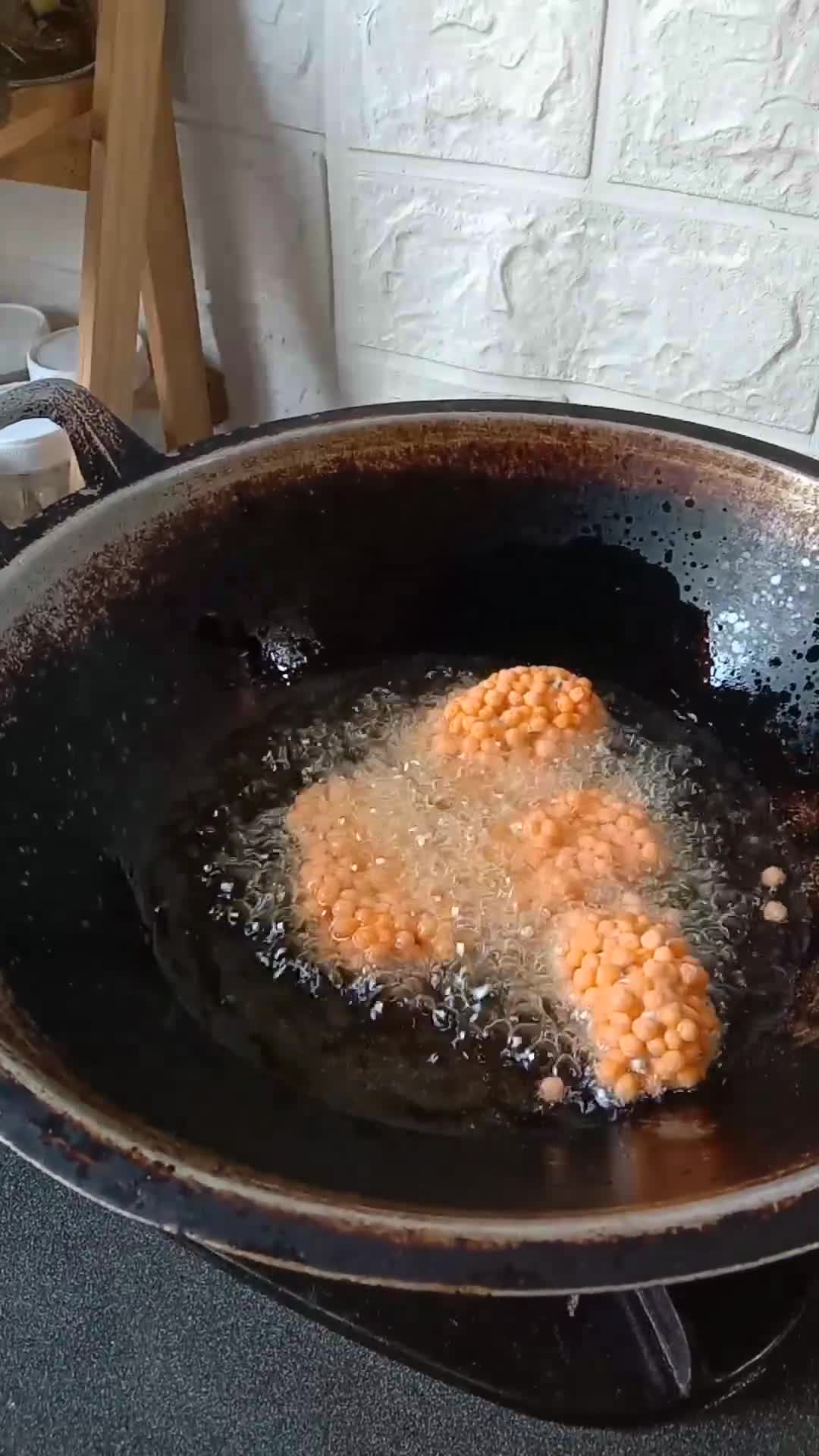 Foto langkah ke 5 dari resep Nugget Tahu Jamur Kuping.