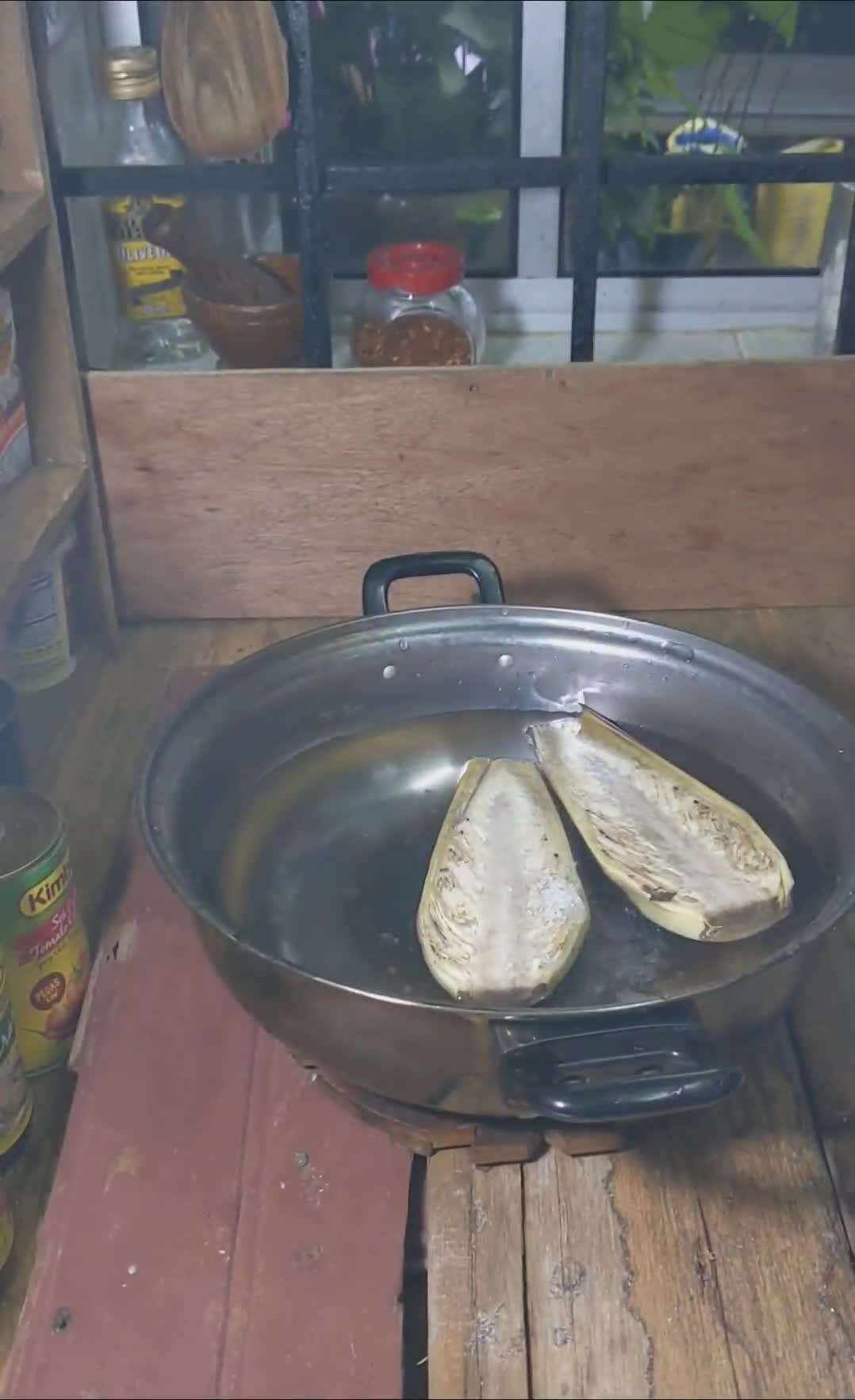 Gambar langkah 1 resipi Jantung Pisang Rebus.