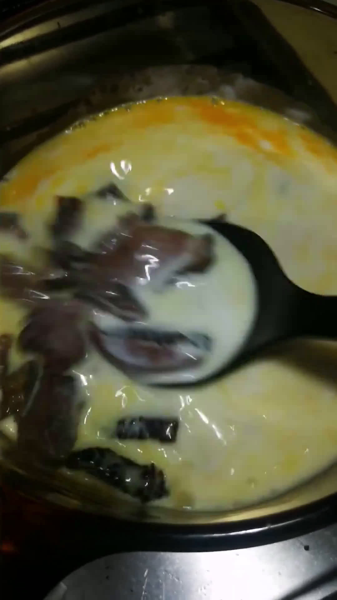 Gambar langkah 6 resipi Daging salai masak lemak cili api.