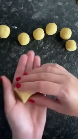 Foto del paso 3 de la receta: Panellets y mi celebración favorita del año 🌰🍁