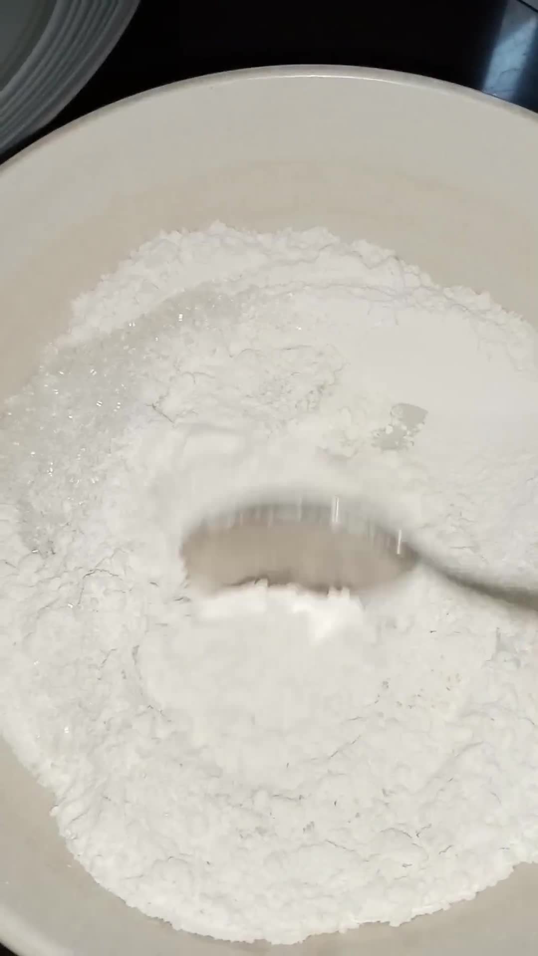 Foto langkah ke 1 dari resep Tape Goreng Tepung.