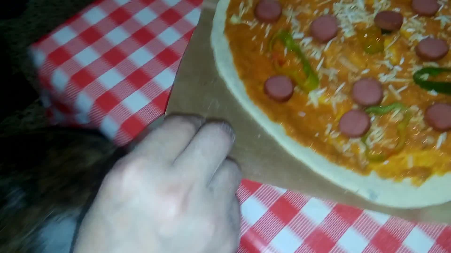 صورة لخطوة 10 من وصفة البيتزا 🍕
