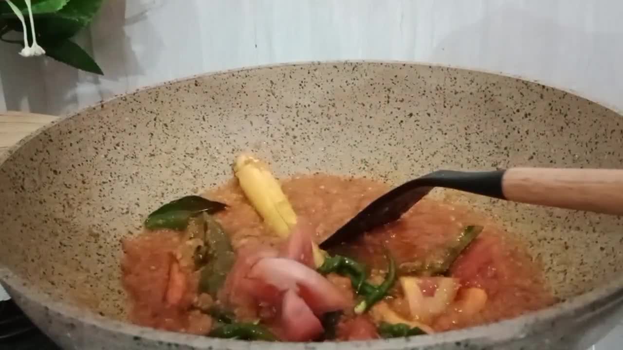 Foto langkah ke 3 dari resep Ikan Bandeng Bumbu Kuning.