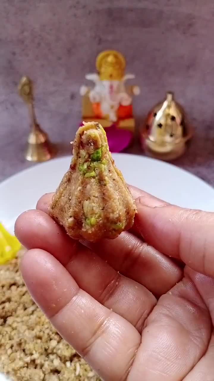 शुगर फ्री मोदक की फायर लेस रेसिपी (sugar free modak) रेसिपी चरण 3 फोटो