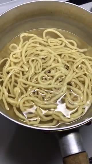 Foto langkah ke 5 dari resep Mie Celor Keto.