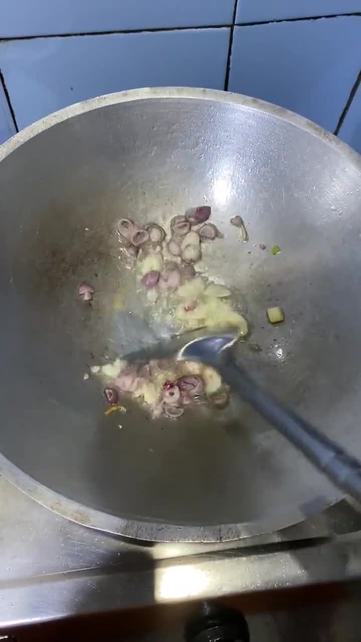 Foto langkah ke 2 dari resep Tumis Oyong.