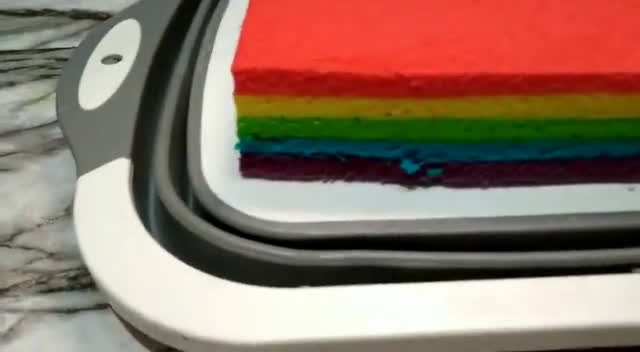 Foto langkah ke 11 dari resep RAINBOW CAKE POTONG /BOLU KUKUS PELANGI.