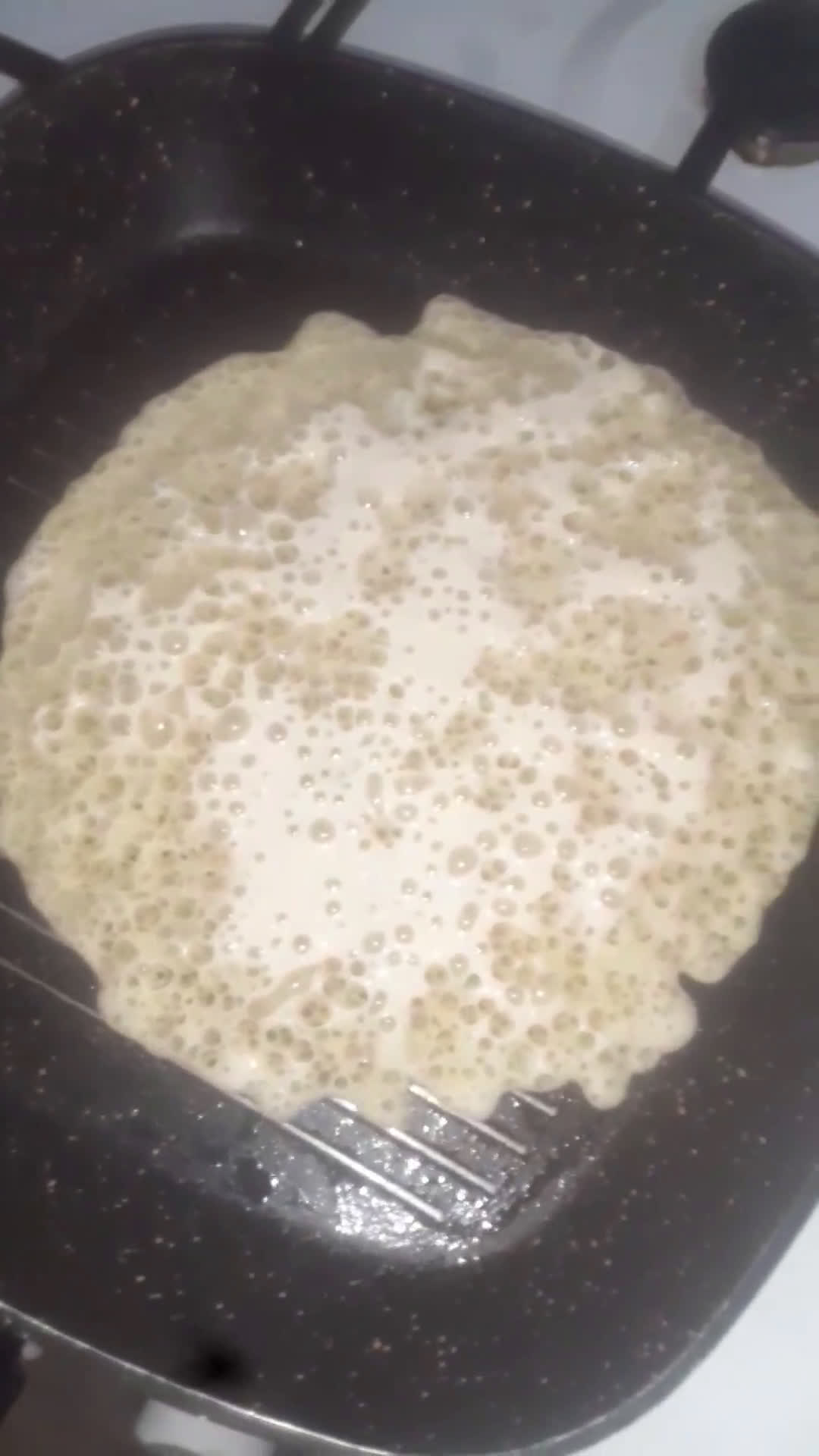 صورة لخطوة 4 من وصفة بغرير متقب بلا اختمار روعة 😉😋