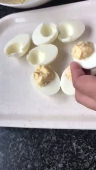 A picture of step 8 of Deviled eggs 🥚.