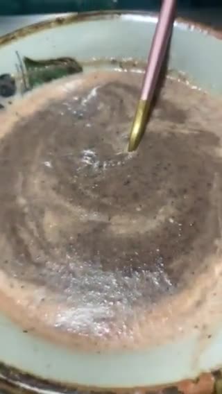 Foto del paso 4 de la receta: Crema de frijoles con salsa de jitomate deliciosa la mejor de mis cremas
