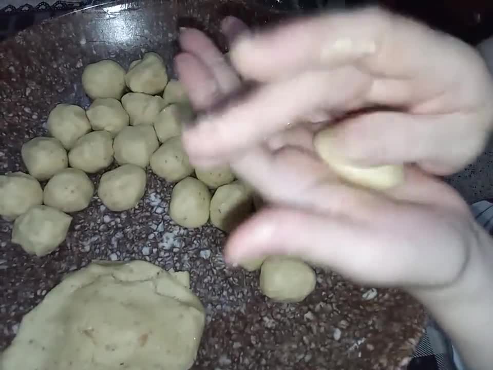صورة لخطوة 5 من وصفة غريبية بالمكسرات