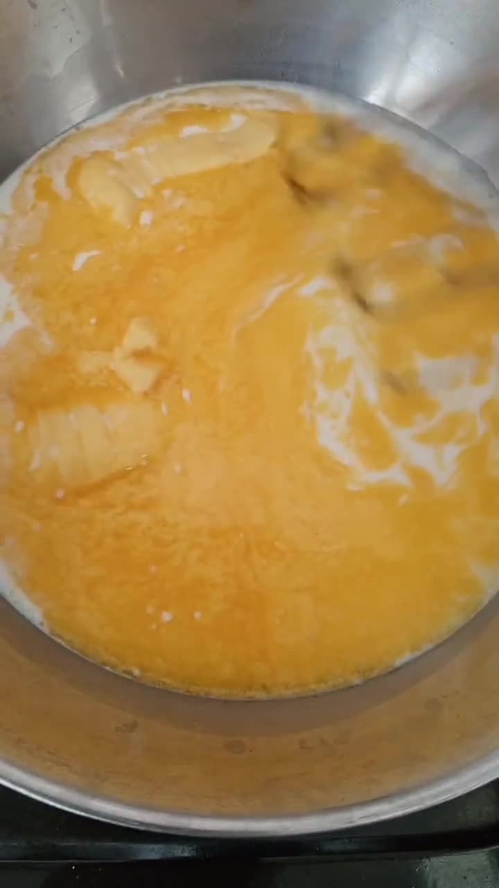 Foto langkah ke 3 dari resep Cheesy Bread Pudding with Vanilla Sauce.