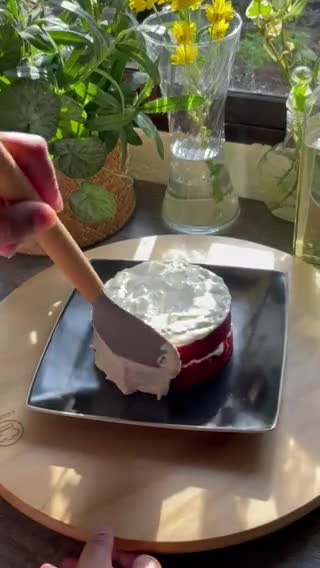 Gambar langkah 9 resipi Red Velvet Cake.